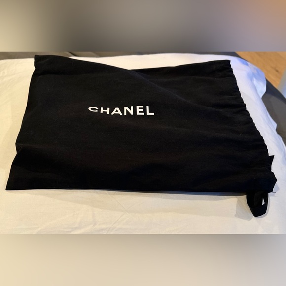 Authentic Chanel Chevron Calfskin Clutch - Picture 4 of 4